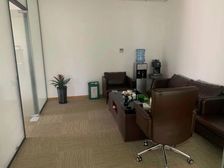 347号线镇坪路 独立空调 看苏州河 带装修 可分租