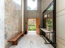 王校长的家丨底楼复式带花园丨挑空玄关丨淮海中路品质豪宅