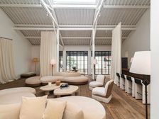 二次豪装洋房 花园300平 业主急出 外立面全新 开间大 采