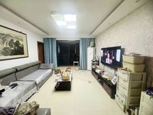 带南北露台,正规四房,装修保养好,家具家电齐全,看房随时