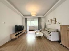 宝华现代城(一期) 近医院 大两房 交通便利 正南朝向 满二