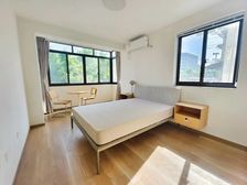 淞虹路地铁口,看房我有密码,边套全明两房,采光好,赠固定车位