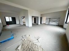 (送露台2个车位)海珀九龙上叠 上下三层 价急售 抓紧来看