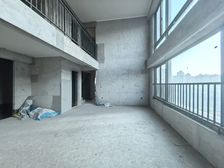 万科御澜道滨江组团 江景跃层 客厅高6米 出行便利