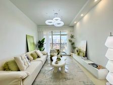 玲珑雅居 带电梯 高楼层采光充足 近地铁 精装修 交通便捷