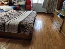 静园小区 三室二卫 140万元出售