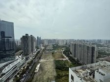 市中心东大路春熙路旁 甲写低于市场价出售 高区视野开阔无遮挡