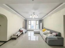 证过二 伊丽莎白东岸 带储藏室 精装保养的非常好