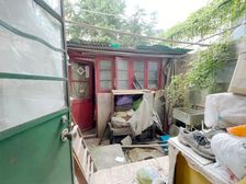 西边套全明一楼带20平院子,靠别墅区,车位足付款好价格可谈
