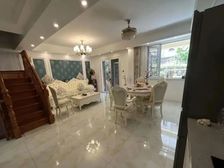 距大学城地铁站仅500米 容积率只有1.6 正规1复2带院子