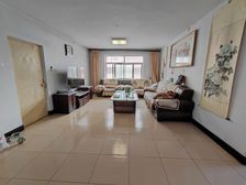 4字开头!三中 腾达家园 三室两厅两卫 2楼老证 单价低首付