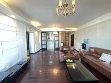 肇嘉浜路沿线!低于市场价100万!房东买好急售!送产权车位!