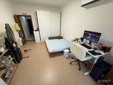 底价空间无比巨大,看房随时,来电咨询底价,精装修拎包入住