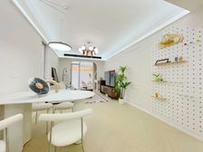 小区中心C位 一楼双南赠送双花园 精装全送 全明户型