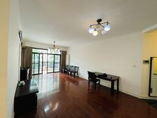 紧邻龙溪路地铁口、品质外销房楼层位置佳、带车位