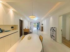 。香港置地品质洋房,纯洋房,一梯两户,环境优美。