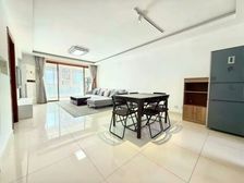 浦西高端豪宅 板式南北通两房 带固定车位 小区中心位置 诚售