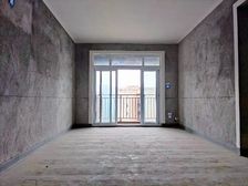 轻轨旁 急售 可大刀