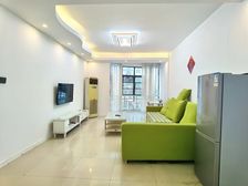 东方明珠步梯中层 套四双卫 129平 全装 167万户型方正