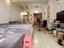 南桥寺轻轨旁,小区环境优美,住家安静,出行方便