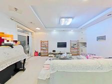 理想家园中间位置,南面花园,两个房间朝南,价格可谈!