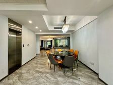 照母山 光环商圈旁南向精装类独栋别墅 带车位电梯游泳池