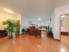 急卖!省高法宿舍一梯2户公摊小有车位地下室 出门幼儿园效学