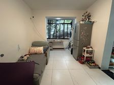 渝中双钢路精装两房 满二低层总价102万