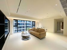 越秀悦映湖山悦澜 交通便捷 近地铁 双卫格局 商品房