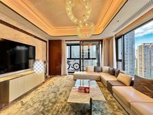 绿地海珀外滩二期 南北通透户型 业主自住装修 诚意出售 采光