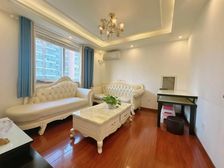 北新泾地铁口 少有正规三房!电梯已加装 出国急出 看房随时!