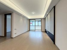 太仓 好楼层 业主急售 价格可商 无税费 送车位