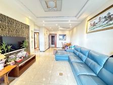 南岸区 东原翡翠明珠 三房 82万