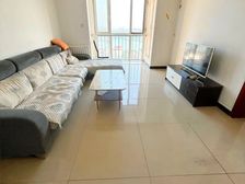 新港街 满五 中间楼层采光好 商业配套齐全 朝南 大两居