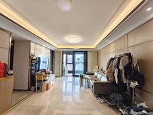 尚海湾三期总价醉低的一套高区江景2房 带产权车位 看房随时