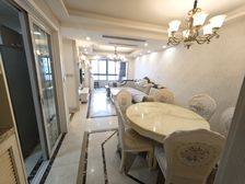 万达山姆旁 前排 地铁口 拎包入住 户型方正 保利香槟国际