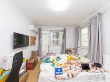 送车位,一楼送20平大花园,致远可用,小区中间位置,价可大谈