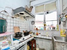 交通便捷 南向采光好 产权清晰 近地铁 高楼层视野无遮挡