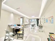 万象府 出行方便 次新房 商业配套齐全 装修好 朝南