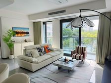 全新精装洋房急售丶免费停车丶轻轨轻轨9号线旁丶商业配套成熟!