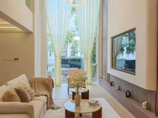 新上豪装下叠别墅!小区中心喷泉位置!租金可达40K!看房随时