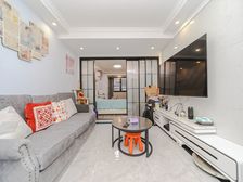 新出笋盘 精装大一房 已加装好电梯 置换诚售 看房方便