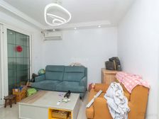 精装修,位置佳,满五年,双天井大院子,诚意出售,看房随时