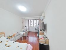 银山小区 65平2居 南向精装修 自住保养好