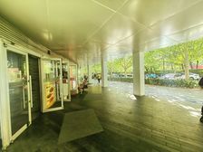 国贸建外SOHO临街底商 80平铺面 餐饮遗留装修