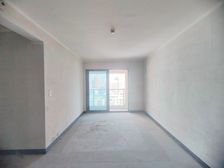 次新房 刚需小三居 有电梯 正规商品房 商业配套成熟 楼层好