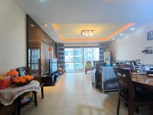 New商圈大平层,三梯四户,业主急售,装修保持好,随时看房