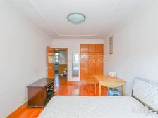 香山新村,全明大一房,花园位置,诚心卖,价好谈,一梯两户急卖