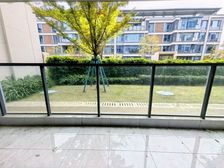 喜欢花园的看过来,地铁口的新小区一楼带花园 横厅精装腾芳吧中