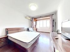 此房满五年税费少,一梯两户,南北通,边套全明,诚意出售 关注